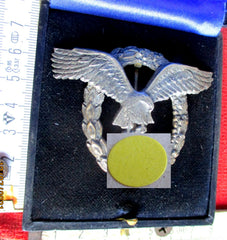 Luftwaffe – Insigne de pilote, marqué fabricant, riveté, dans son étui (Original)