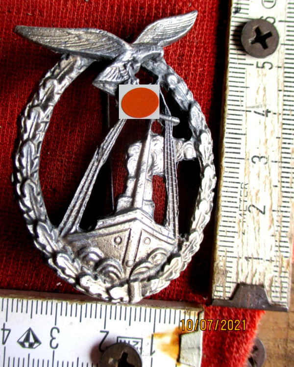Air Force – Naval Warfare Badge | Manufacturer Souval Vienna | c. 1960s | Post-war production