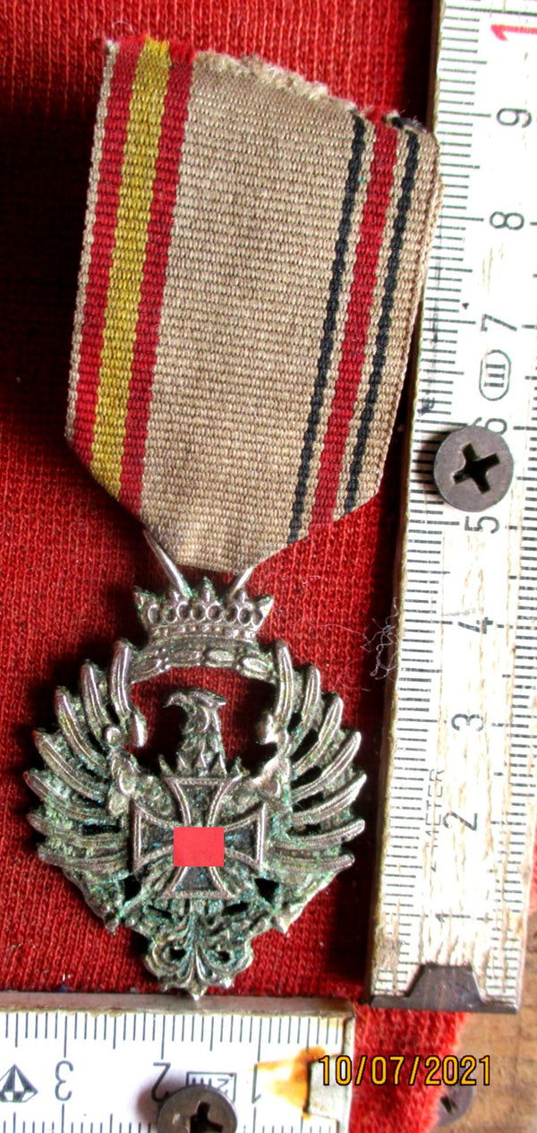 Commemorative Medal of the Blue Division – Spain on ribbon, Russia 1941 (Original)