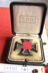 Eisernes Kreuz 1. Klasse 1939 im LDO Etui EK 1 ohne Hersteller aus einem alten Händlerbestand