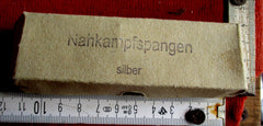 NAHKAMPFSPANGE, in SILBER MIT zugehöriger Verleihungsschachtel SCHACHTEL frühe qualitätvolle Fertigung der Firma PEEKHAUS BERLIN Feinzink