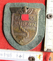 Wehrmacht Kubanschild auf Heeresstoff Ärmelschild Papierabdeckung vorhanden