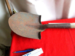 1 Tiger Panzer Schaufel Panzerschaufel zum aufschnallen Länge ca. 90 x 24 cm